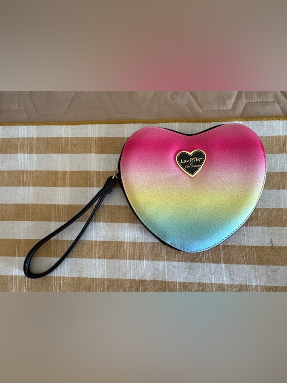 Love & Joy Rainbow Heart Wristlet Clutch - Multicolor